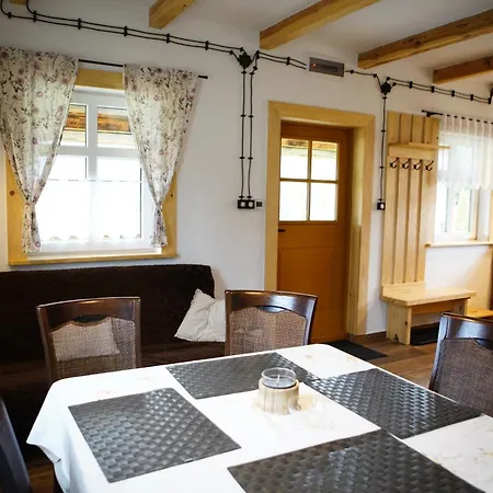 Osada Strusie Jajo W Bieszczadach Apartment Ustrzyki Dolne Exterior photo