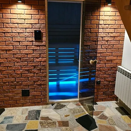 Osada Strusie Jajo W Bieszczadach Apartment Ustrzyki Dolne Exterior photo